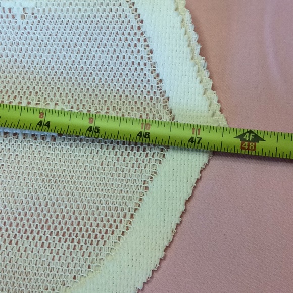 FINAL SALE PRICE Vintage Nativity Cream Mantel Scarf - Picture 6 of 6